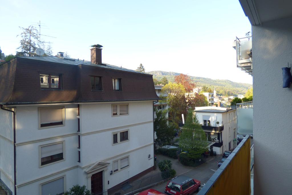 Colibri Apartment Baden-Baden Buitenkant foto