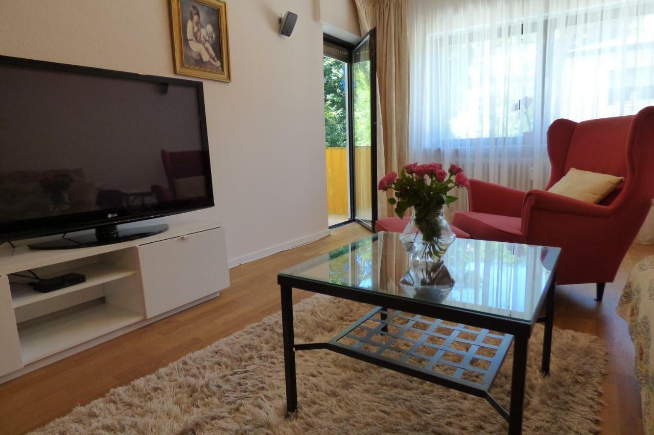 Colibri Apartment Baden-Baden Buitenkant foto